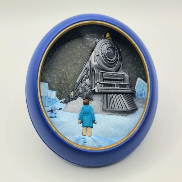 Hallmark Keepsake 2008 All Aboard! The Polar Express ornament - Picture 2 of 6